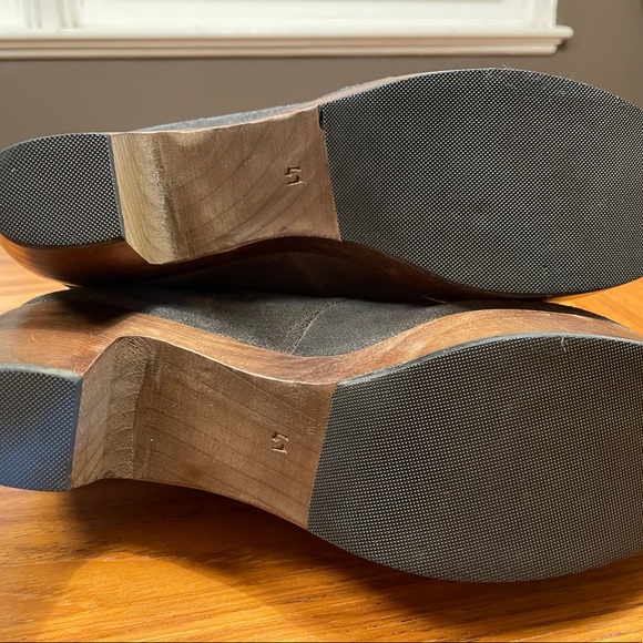 New Coclico Suede Lace-up Wood Sole Clog Booties - Picture 6 of 6